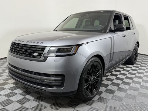 Certified 2025 Land Rover Range Rover SE AWD/4WD image 1