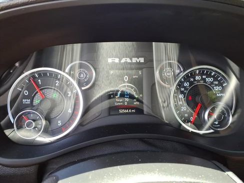Used 2024 RAM 3500 Big Horn w/ Snow Chief Group AWD/4WD image 21