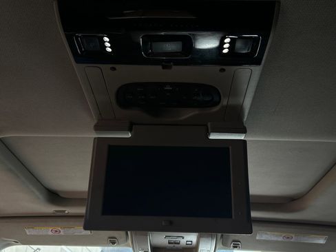 Used 2015 Chevrolet Silverado 2500 High Country w/ Duramax Plus Package image 33