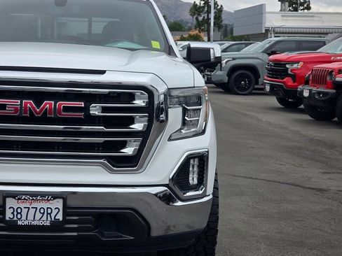 Used 2019 GMC Sierra 1500 SLT w/ SLT Premium Package RWD image 3