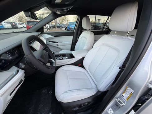 New 2026 Jeep Cherokee Limited image 14