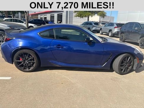 Used 2025 Toyota GR86 Premium w/ Performance Package RWD image 2