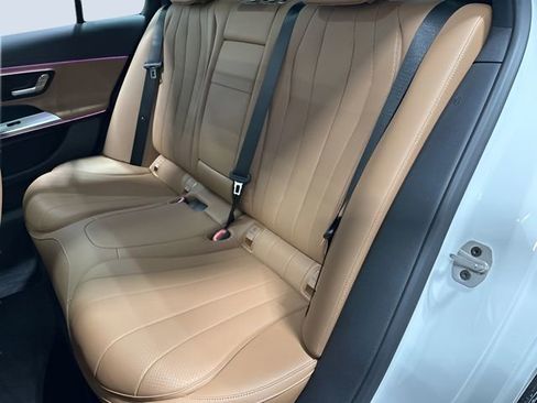 Used 2026 Mercedes-Benz E 350 4MATIC Sedan image 30
