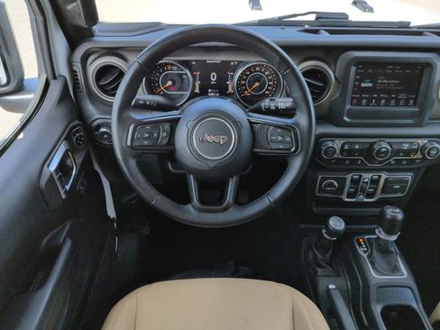Used 2018 Jeep Wrangler Unlimited Sport S AWD/4WD image 16