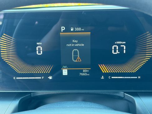 Certified 2025 Kia K4 FWD image 23
