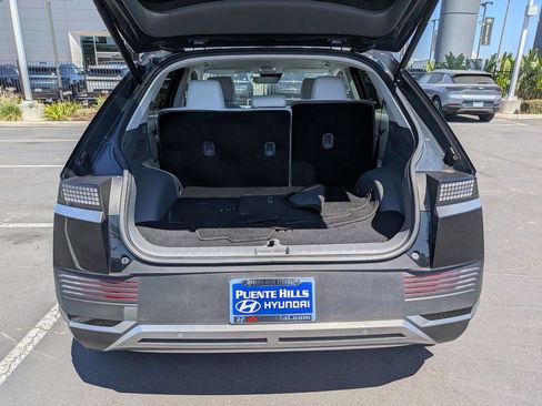 Used 2023 Hyundai Ioniq 5 SEL RWD image 32