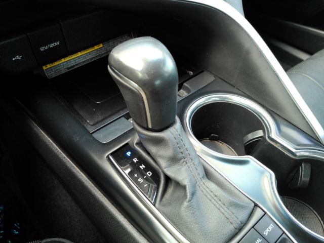 Used 2020 Toyota Camry XSE w/ Driver Assist Package FWD image 47