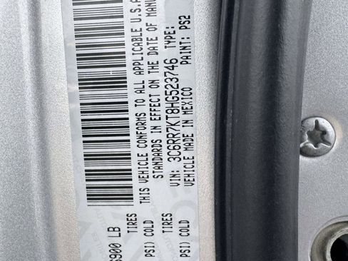 Used 2017 RAM 1500 Express image 24