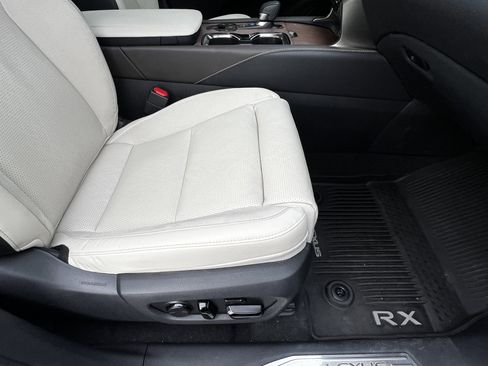 Used 2023 Lexus RX 350 w/ Cold Area Package image 44