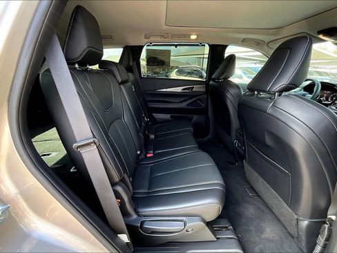 Certified 2023 INFINITI QX60 Luxe w/ Cargo Package image 40