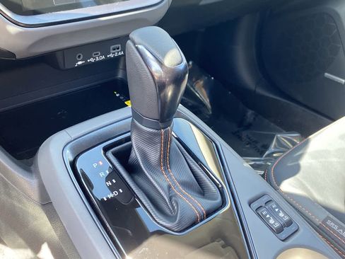 Used 2024 Subaru Crosstrek 2.5i Limited w/ Popular Package #3A image 30