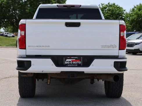Used 2020 Chevrolet Silverado 3500 High Country w/ Technology Package AWD/4WD image 10