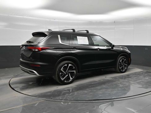Used 2023 Mitsubishi Outlander SEL AWD/4WD image 7