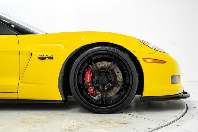 Used 2008 Chevrolet Corvette Z06 w/ Preferred Equipment Group RWD image 16