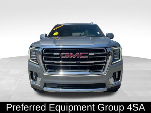 Used 2023 GMC Yukon SLT AWD/4WD image 2