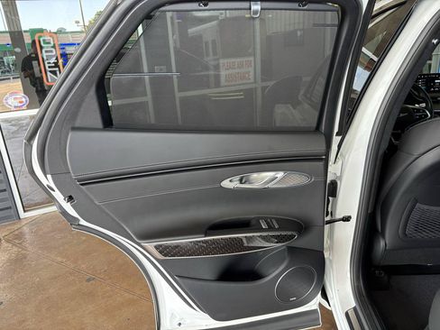 Used 2022 Genesis GV70 3.5T Sport w/ Sport Prestige Package AWD/4WD image 30