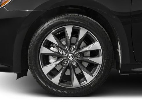 Used 2017 Nissan Sentra SR Turbo w/ Electronics Package image 14