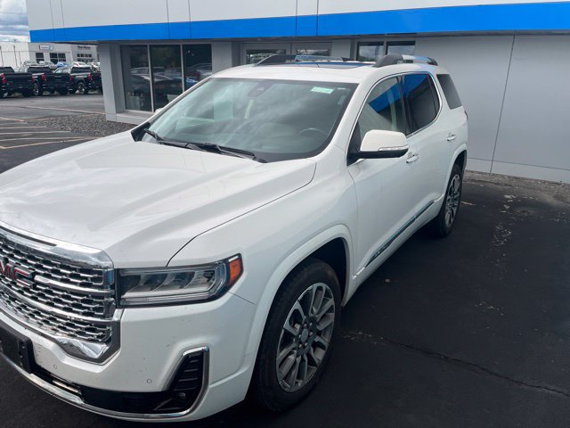 Used 2022 GMC Acadia Denali w/ Denali Ultimate Package AWD/4WD image 5