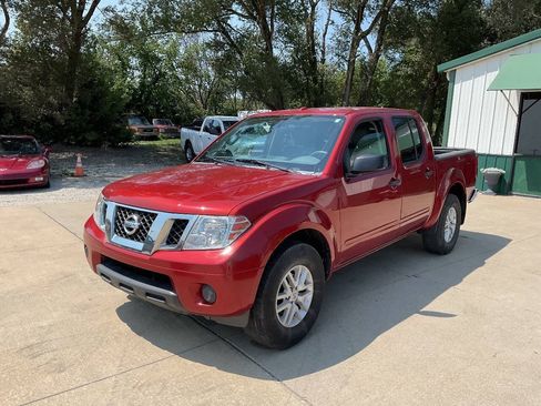 Used 2016 Nissan Frontier SV RWD image 5