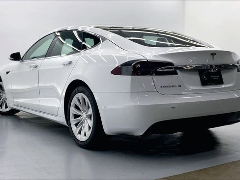 Used 2017 Tesla Model S 75 image 2