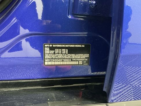 Certified 2025 BMW i4 eDrive40 w/ M Sport Package image 35