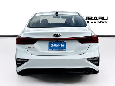 Used 2019 Kia Forte LXS FWD image 6