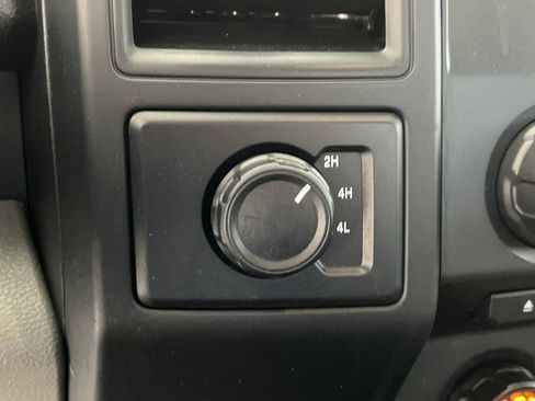 Used 2018 Ford F150 XL w/ Equipment Group 101A Mid AWD/4WD image 32