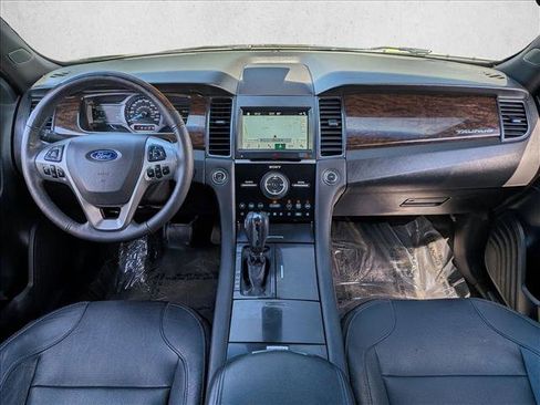 Used 2018 Ford Taurus Limited FWD image 20
