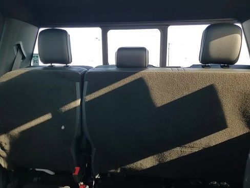 Used 2021 Ford F150 Lariat w/ Equipment Group 502A High image 26