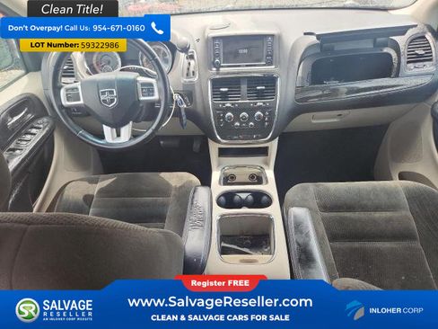 Used 2015 Dodge Grand Caravan SXT w/ UConnect Hands-Free Group FWD image 11