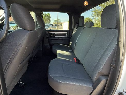 Used 2024 RAM 1500 Warlock RWD image 23