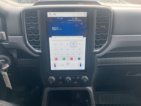 Used 2025 Ford Ranger XL w/ Trailer Tow Package image 25