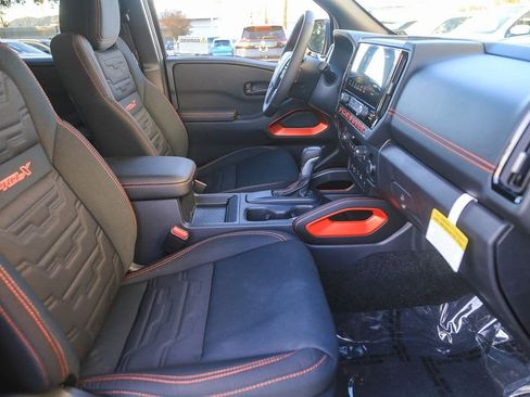 New 2026 Nissan Frontier Pro-X w/ Tow Package RWD image 17