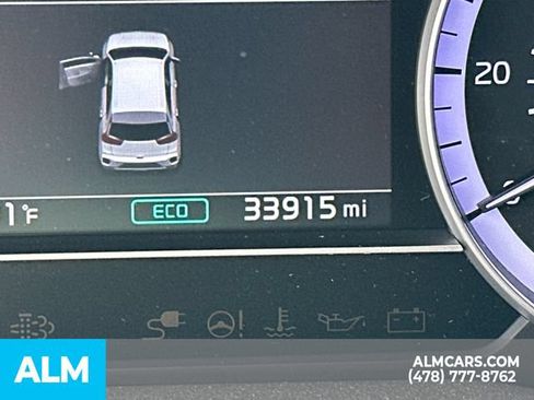 Used 2022 Kia Niro LXS FWD image 32