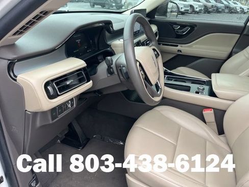 Used 2023 Lincoln Aviator 2WD w/ Premium Package image 6