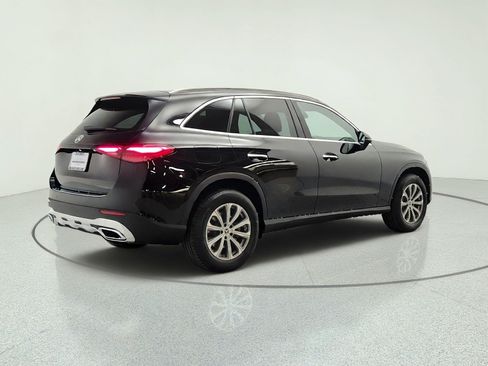 Certified 2026 Mercedes-Benz GLC 300 image 5