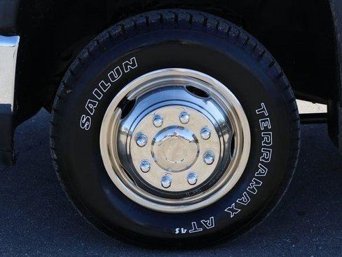 Used 2022 Chevrolet Silverado 3500 LT w/ Convenience Package image 27