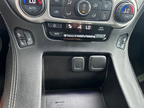 Used 2018 GMC Yukon SLT w/ Open Road Package AWD/4WD image 13