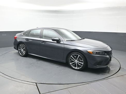 Certified 2023 Honda Civic Touring image 9