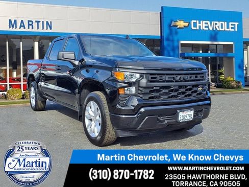 Used 2026 Chevrolet Silverado 1500 Custom image 1