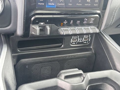 Used 2022 RAM 1500 Limited AWD/4WD image 35