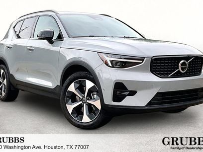 Used 2026 Volvo XC40 B5 Plus