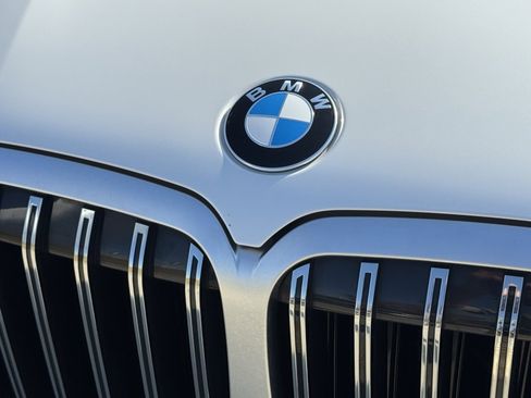 Used 2023 BMW X7 xDrive40i image 7