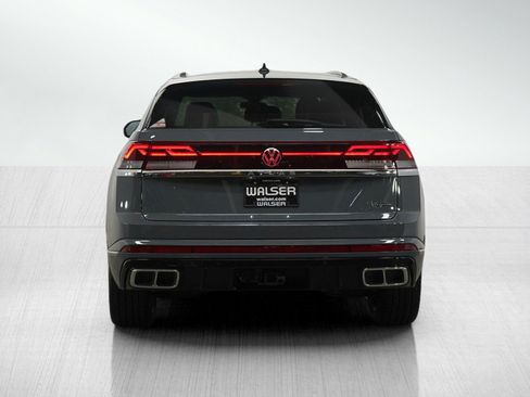 Used 2024 Volkswagen Atlas Cross Sport SEL Premium R-Line AWD/4WD image 5