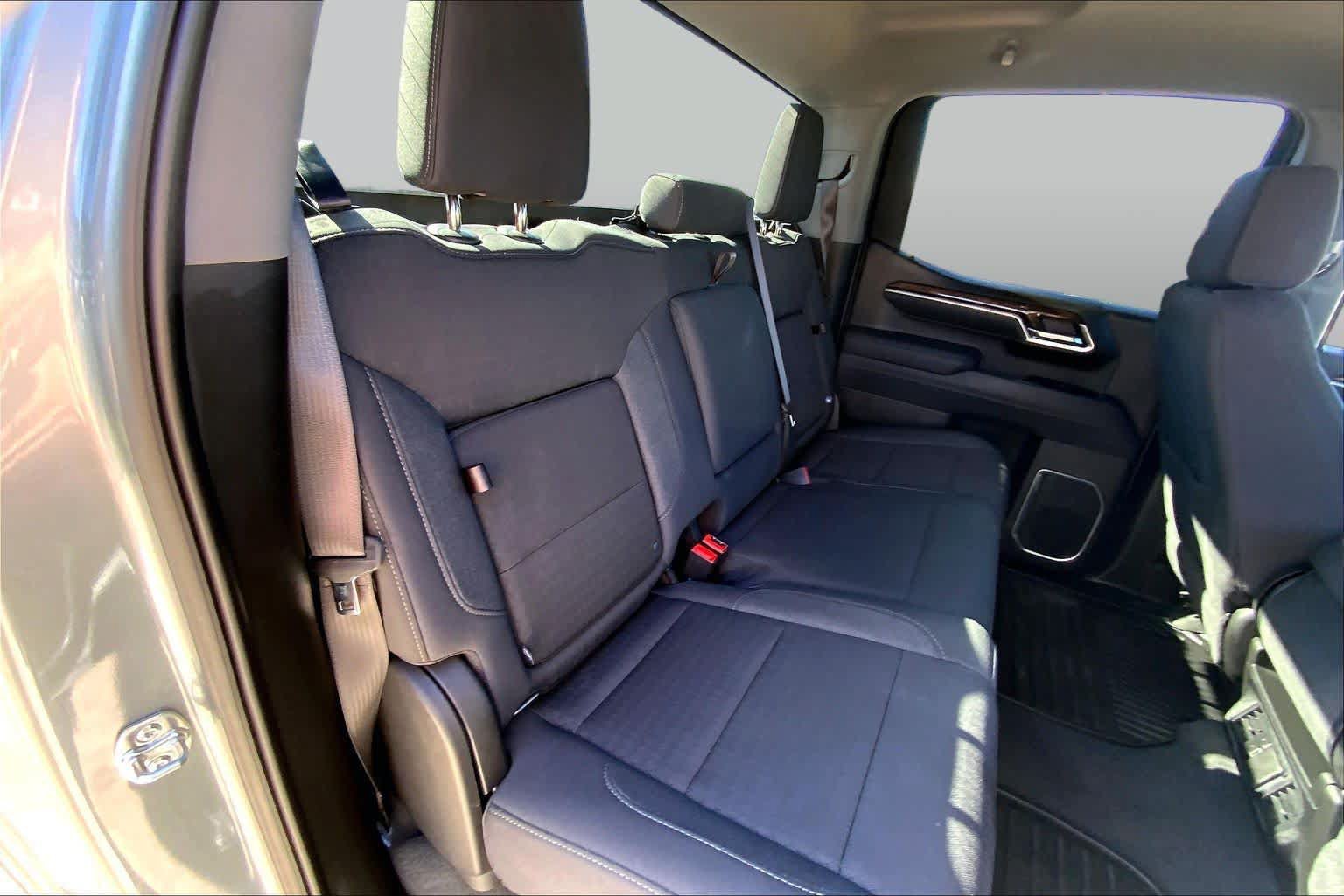 Certified 2025 GMC Sierra 1500 Elevation AWD/4WD image 19