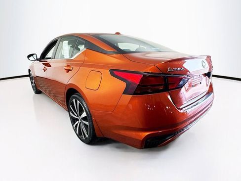 Certified 2022 Nissan Altima 2.5 SR image 7