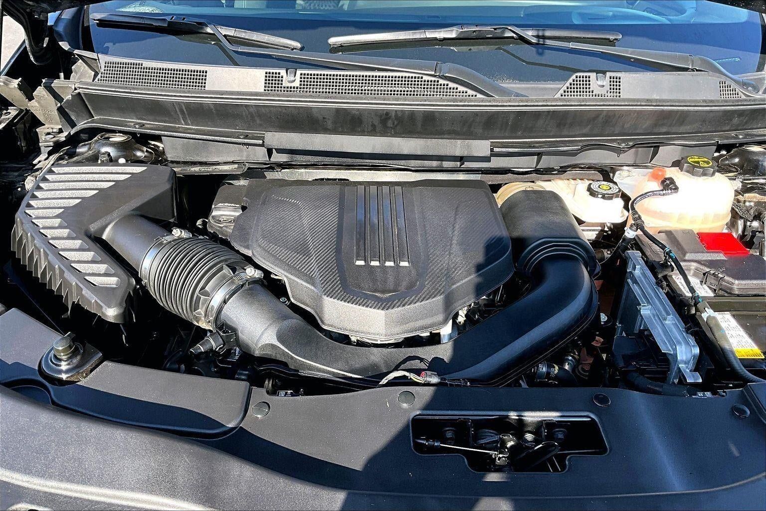 Used 2024 Chevrolet Traverse LT FWD image 17