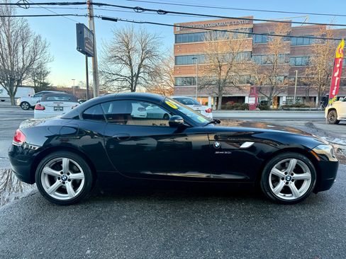 Used 2009 BMW Z4 sDrive30i image 6