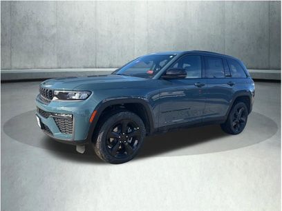 New 2026 Jeep Grand Cherokee Limited w/ Limited Altitude Package