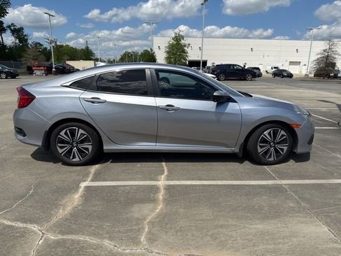 Used 2017 Honda Civic EX-L image 5